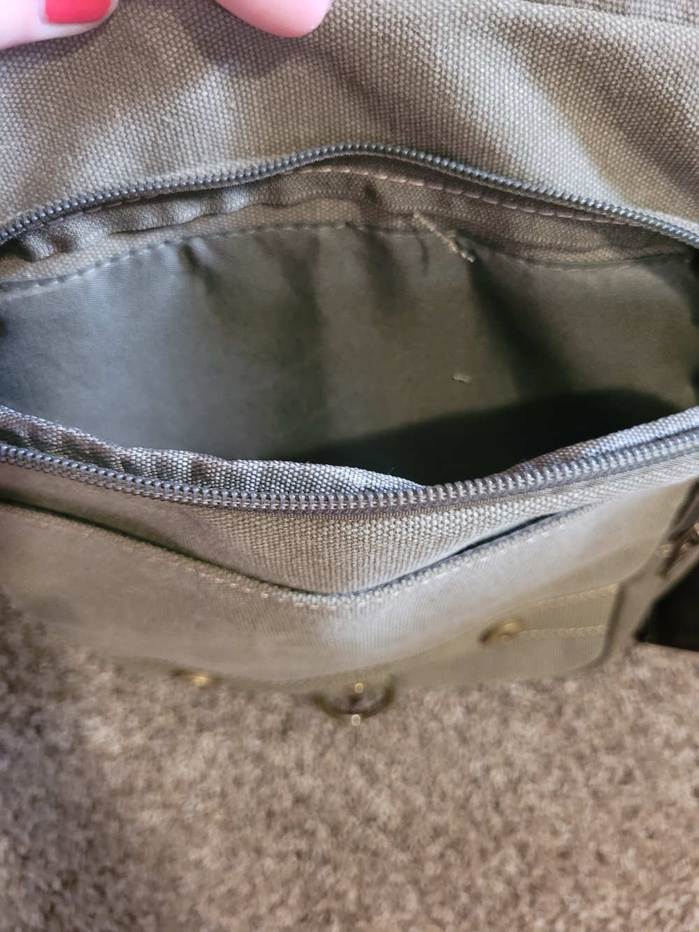 Canvas Crossbody Bag in Olive Green - Casual Everyday Carry - Picture 7 of 11